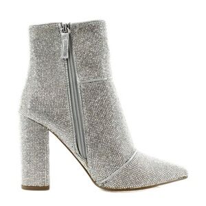 Steve Madden Noticed R Rhinestone Boots
Size 8.5